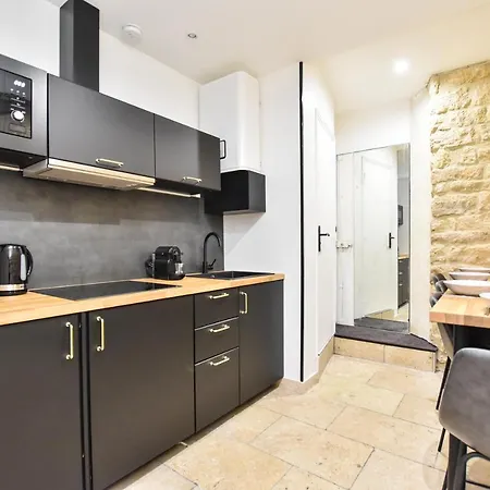 Cmg- Magnifique En Duplex - 3p - Commerce شقة *