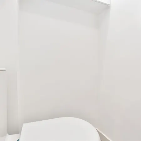 Cmg- Magnifique En Duplex - 3p - Commerce *